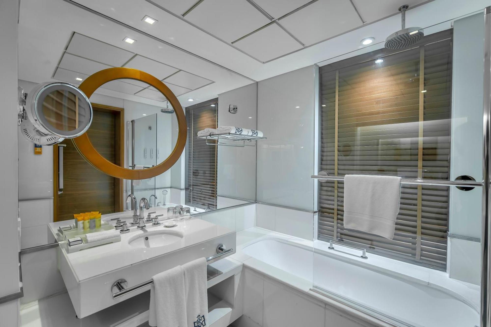 Majestic Premier Hotel BurDubaj Kültér fotó